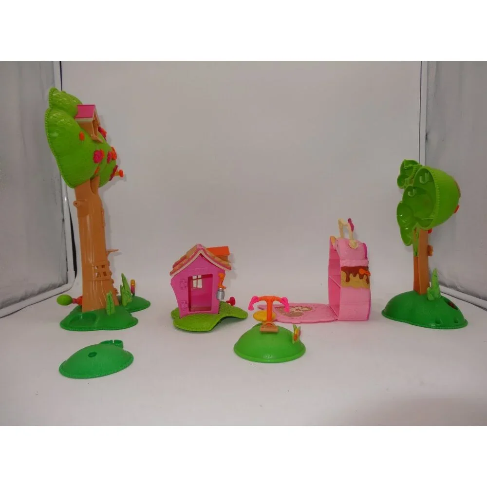 Lalaloopsy Tinies Ice Cream Shoppe‎ 2014 Take along and Mini Tree House